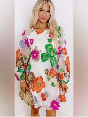 En Crème Floral Bell Sleeve Mini Dress